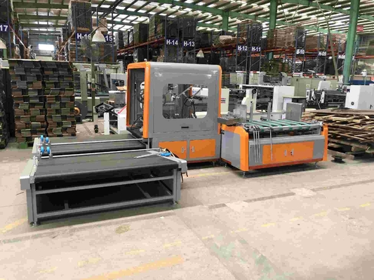 শক্ত কাগজ বাক্সের জন্য 380V 50Hz স্বয়ংক্রিয় ফোল্ডার গ্লুইং মেশিন 6600*2100*1600mm